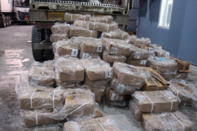 Mối nguy hại từ thực phẩm đông lạnh không nhãn mác, không rõ thông tin theo quy định