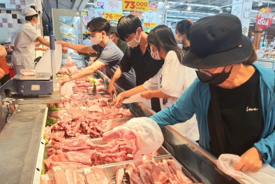Hệ thống siêu thị của Central Retail bán 140 tấn thịt lợn tươi không lợi nhuận 