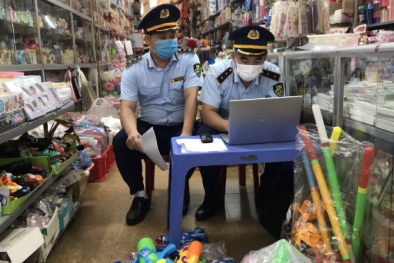 Cận Tết Trung thu, đồ chơi bạo lực trẻ em 'hoành hành'