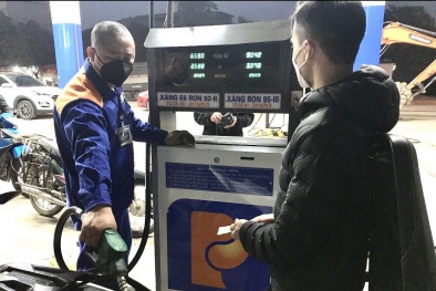 Giá xăng, dầu giảm mạnh