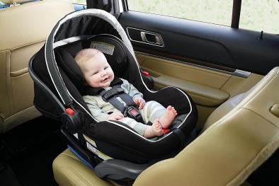 Cần sớm có quy chuẩn quản lý chất lượng ghế ngồi xe ô tô cho trẻ em