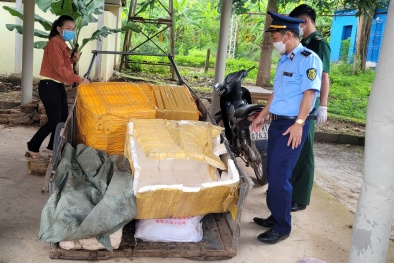 Quảng Trị: Xử lý nhiều vụ vận chuyển thực phẩm không đảm bảo vệ sinh thú y