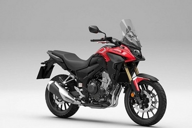 Lộ diện bộ 3 xe mô tô phân khối lớn CB500X, CBR500R và CB500F