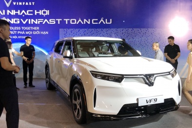 VinFast VF9 lần đầu xuất hiện trước công chúng, nhân dịp ra mắt Cộng đồng VinFast Toàn cầu