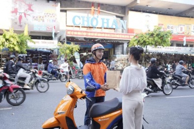 Dịch vụ giao hàng 'xanh' AhaFast nổi bật trên đường phố Đà Nẵng