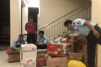 Hà Giang phát hiện 1.557 sản phẩm thực phẩm nhập lậu không có nhãn phụ