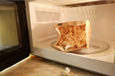 Tiếp xúc hương vị bơ nhân tạo khi bị bệnh có thể gây tổn thương phổi