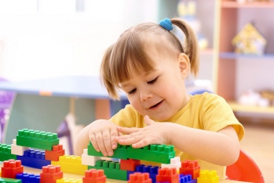 Đồ chơi nhựa không đảm bảo chất lượng - mối nguy hại đến sức khỏe trẻ nhỏ