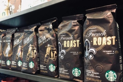 Starbucks bị cáo buộc chứa chất phụ gia gây hại sức khoẻ trong cà phê