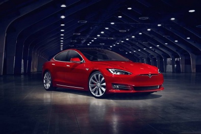 Tesla triệu hồi 40.000 ô tô điện do lỗi trợ lực lái 