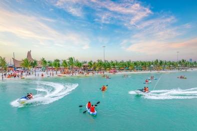 Chờ hái quả ngọt, nhà đầu tư lão luyện đang gom tài sản gì?