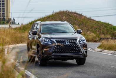 Nhiều mẫu xe Lexus tại thị trường Việt Nam bất ngờ tăng giá dịp cuối năm 