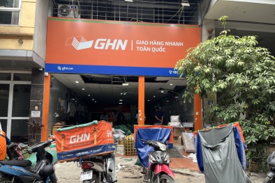 Công ty Cổ phần Dịch vụ Giao hàng nhanh - chi nhánh Hà Nội có dấu hiệu vận chuyển hàng cấm
