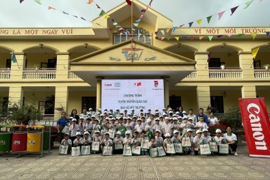 Tuyên truyền bảo vệ môi trường cho các em học sinh