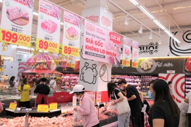 Chung tay bình ổn thị trường dịp Tết Quý Mão 2023, Central Retail áp dụng 'khóa giá' thịt lợn tươi