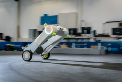 Phát triển robot có thể tự giữ cân bằng và vận chuyển hàng hóa