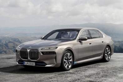 Hơn 14.000 xe điện BMW bị triệu hồi do lỗi phần mềm