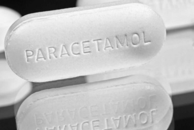 Cảnh báo: Ngộ độc sau khi uống liên tục 15 viên Paracetamol giảm đau đầu