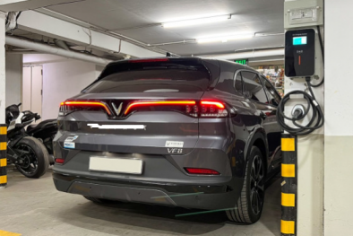 Thiết bị sạc ô tô điện không chính hãng nở rộ, những lưu ý khi mua và sử dụng để tránh hại xe