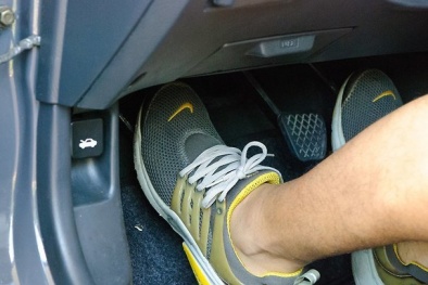 Những sự cố thường gặp ở côn xe ô tô người sử dụng nên biết để tránh