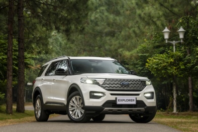 Ford Explorer thế hệ mới bị triệu hồi do gặp lỗi camera lùi