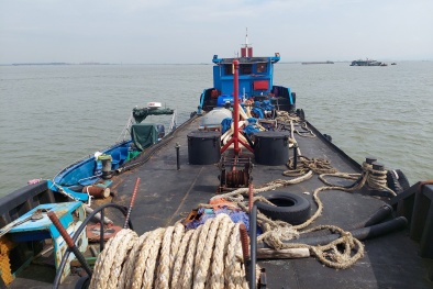 Kiên Giang: Bắt giữ tàu chở 35.000 lít dầu DO không rõ nguồn gốc