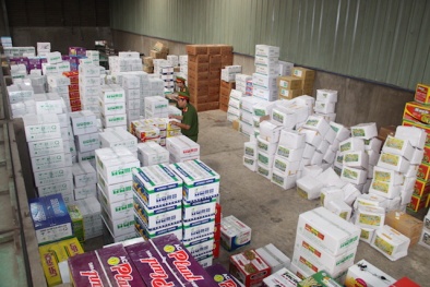 Thu giữ gần 1.000 chai thuốc bảo vệ thực vật không rõ nguồn gốc tại Hậu Giang