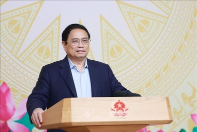 Chuyển đổi số là nhiệm vụ trọng tâm, phải được tiến hành thường xuyên