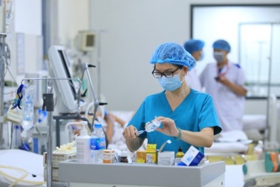 BHXH Việt Nam chỉ đạo bảo đảm đủ thuốc, vật tư y tế phục vụ khám chữa bệnh BHYT