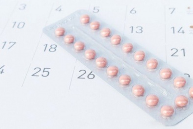 Lạm dụng thuốc tránh thai hàng ngày nguy cơ giảm ham muốn, teo tiết niệu