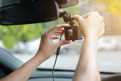 Những phụ kiện cần thiết trang bị cho ô tô mới mua