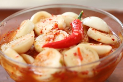 Nguy hại tiềm ẩn từ món cà pháo muối xổi nhiều người thích