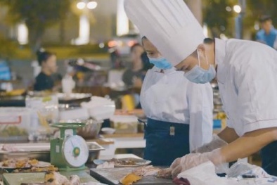 Đến Phú Quốc United Center dịp sinh nhật đỉnh cao, đừng bỏ lỡ đặc sản bò tơ Grand World và foodtour năm châu