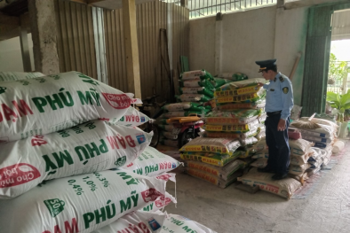 Tiền Giang: Phạt hơn 100 triệu đồng hộ kinh doanh phân bón giả