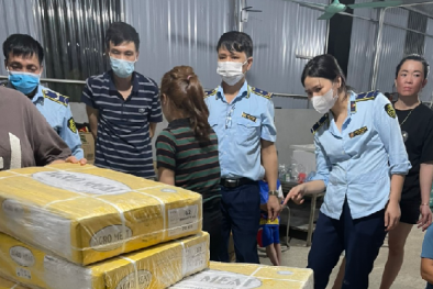 Hà Nội liên tiếp phát hiện lượng lớn thực phẩm hết hạn sử dụng, không rõ nguồn gốc