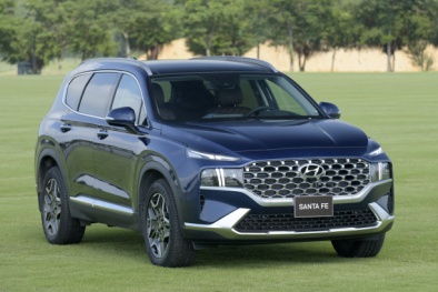 Triệu hồi Hyundai Santa Fe trên toàn cầu vì dây an toàn