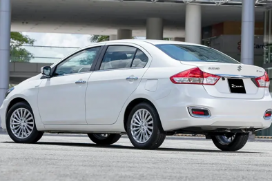Mẫu ô tô Suzuki Ciaz 2023 giá hơn 500 triệu, nội thất hiện đại, tiết kiệm nhiên liệu