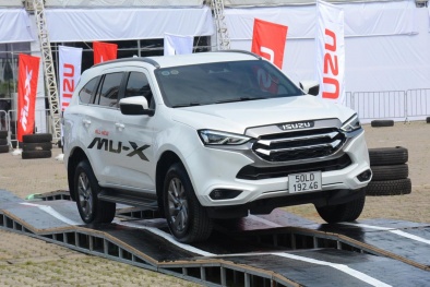 Isuzu triệu hồi hàng trăm xe Mu-X và D-Max tại Việt Nam