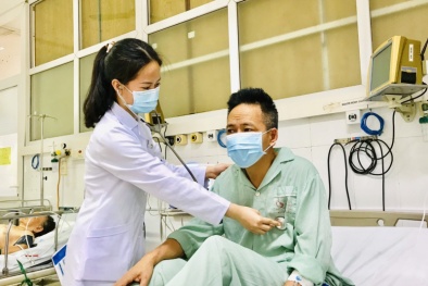 Ngộ độc do uống nhầm hóa chất tẩy rửa sàn