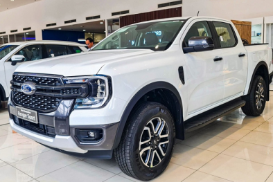 Mẫu ô tô Ford Ranger Sport phiên bản hoàn toàn mới có giá hơn 800 triệu, động cơ mạnh mẽ