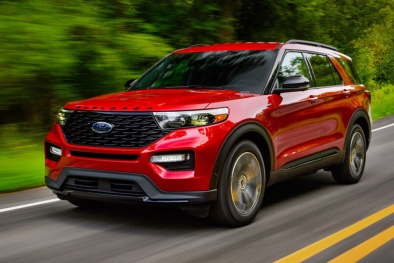 Ford tái triệu hồi hơn 400.000 xe đã sửa lỗi hiển thị camera lùi