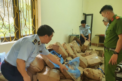 Lào Cai ngăn chặn kịp thời 1,5 tấn chân lợn đông lạnh không rõ nguồn gốc, xuất xứ