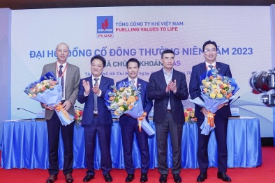HĐQT PV GAS công bố Nghị quyết bầu Chủ tịch HĐQT và Quyết định bổ nhiệm Tổng giám đốc 
