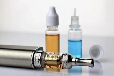 Phát hiện thuốc lá điện tử chứa chất gây bệnh mới làm tổn thương phổi 