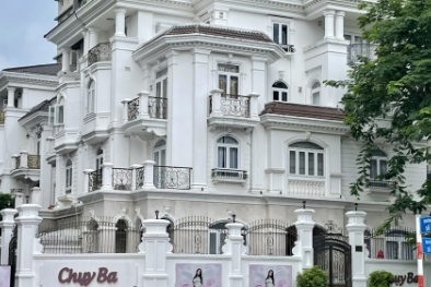 Đình chỉ hoạt động khám chữa bệnh của CEO Diếp Thị Hồng Phấn