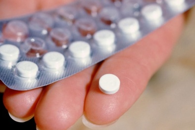 Bác sĩ chỉ ra những lưu ý khi dùng viên uống trị mụn nội tiết 