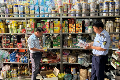 Phát hiện nhiều sai phạm trong kinh doanh thực phẩm tại Tiền Giang 