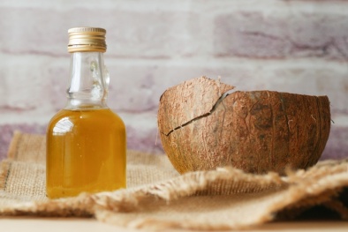 Cẩn trọng khi sử dụng dầu dừa hàng ngày 