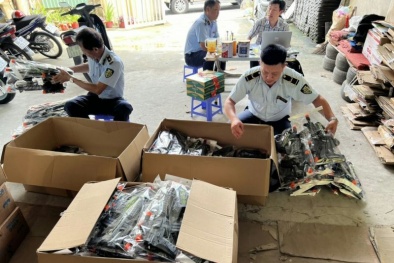 Vĩnh Long: Thu giữ 116 súng nhựa đồ chơi không rõ nguồn gốc xuất xứ