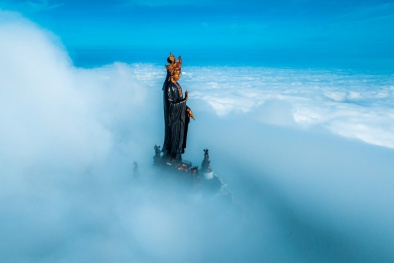 Bí kíp săn mây đĩa bay tại núi Bà Đen, Tây Ninh